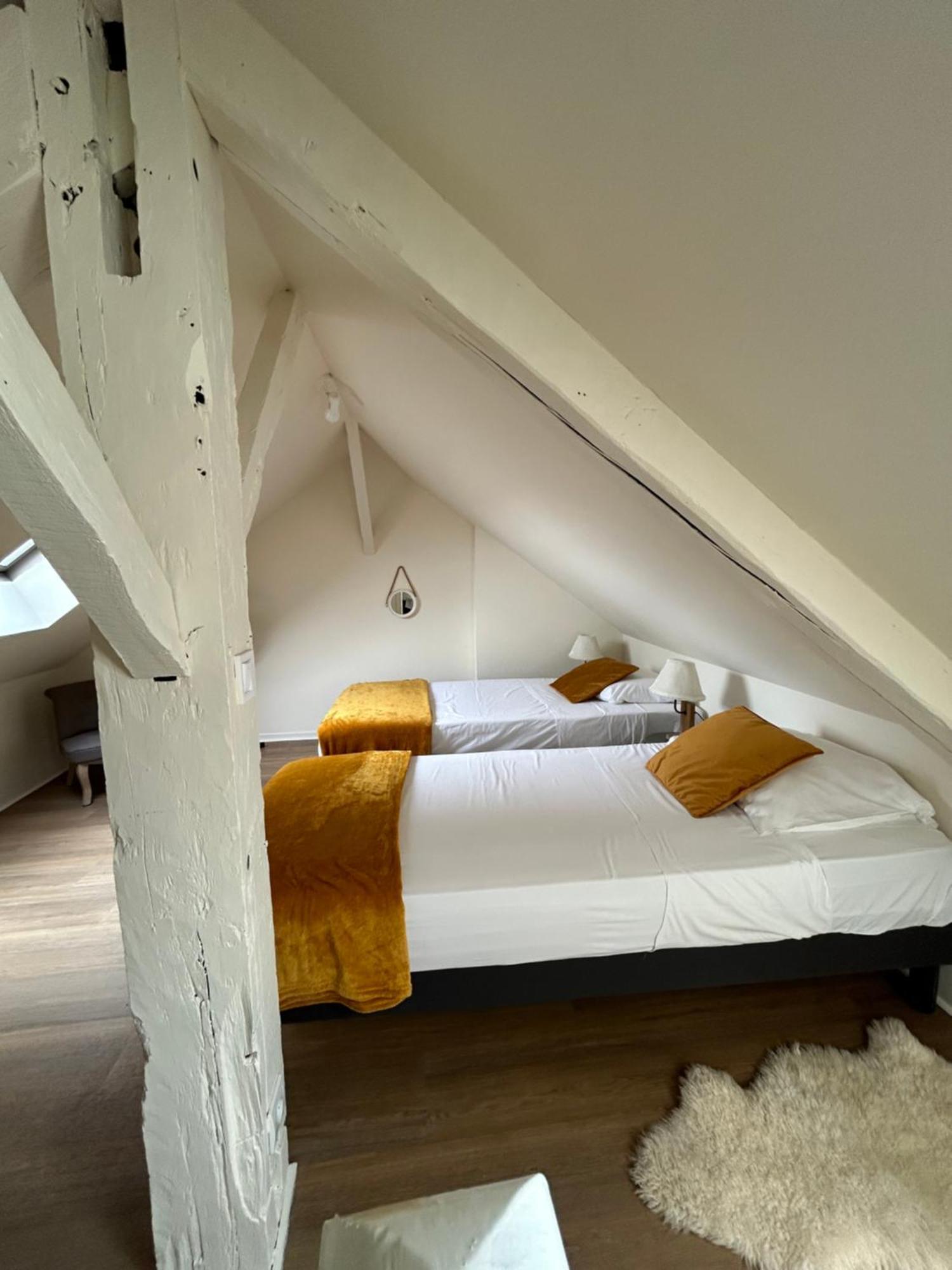 Le Duplex Ou L'Appart D'Agnes" Honfleur Kültér fotó